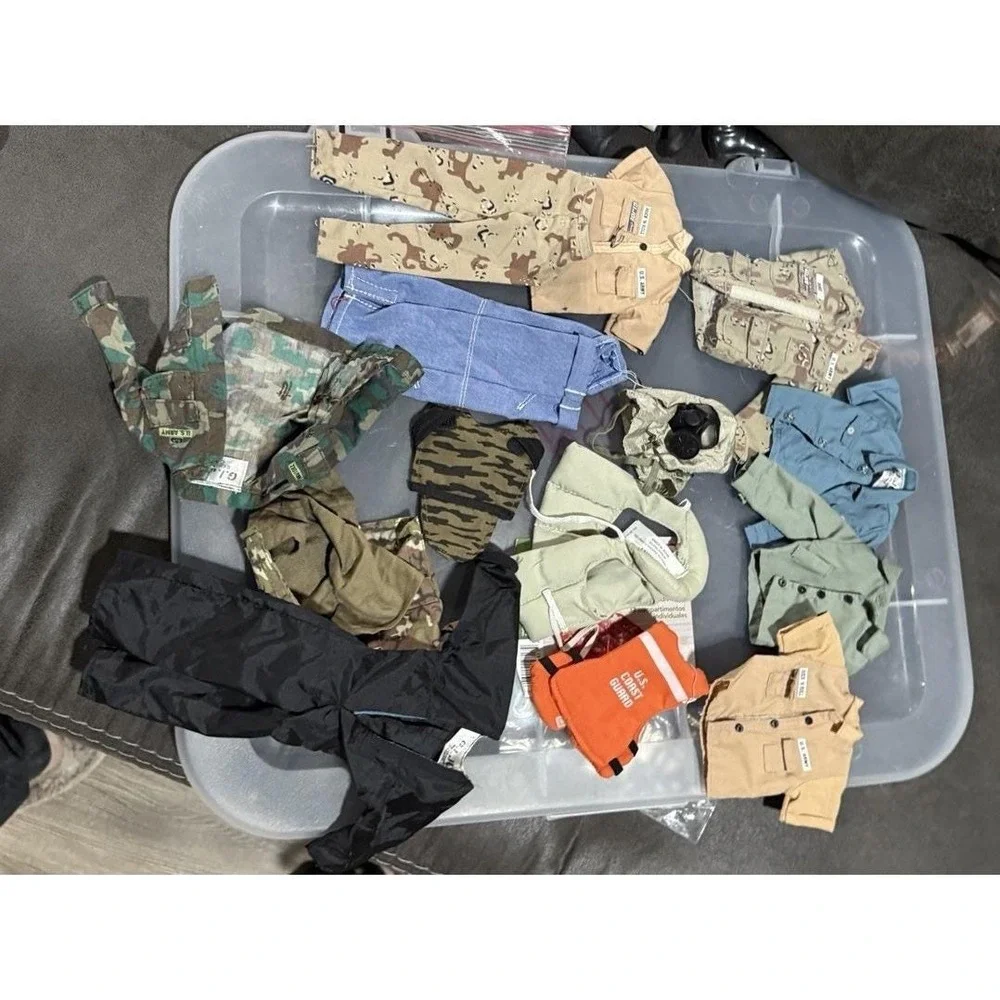 Vintage 90s GI JOE 12'' Military Action Figures Dolls & Accessories Lot